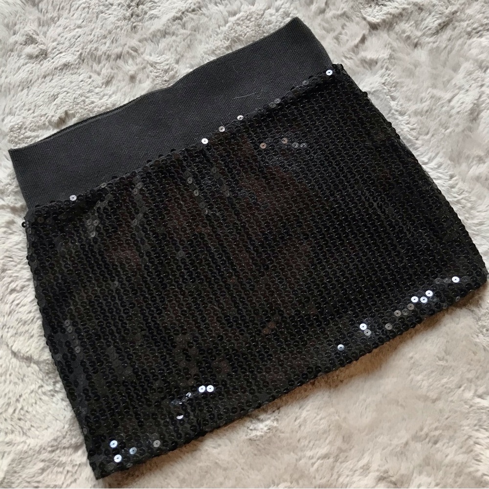 Black Sequin Mini Skirt, barely worn, like new. Lily White brand Y2k glamrock